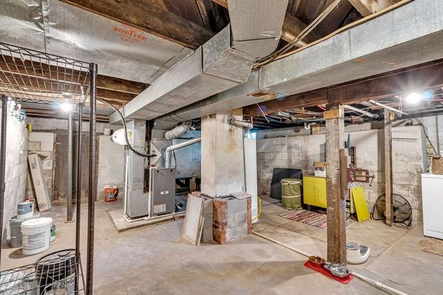 10508 Kentucky Avenue, Sugar Creek, MO 64054