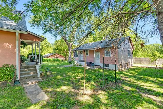 10508 Kentucky Avenue, Sugar Creek, MO 64054