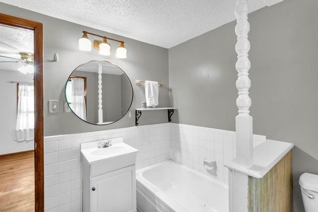 10508 Kentucky Avenue, Sugar Creek, MO 64054
