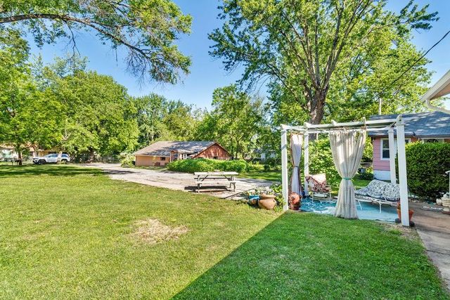 10508 Kentucky Avenue, Sugar Creek, MO 64054