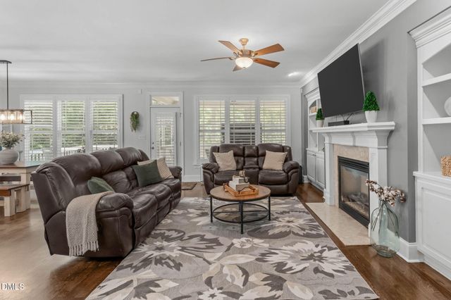6716 Stepherly Way, Holly Springs, NC 27540