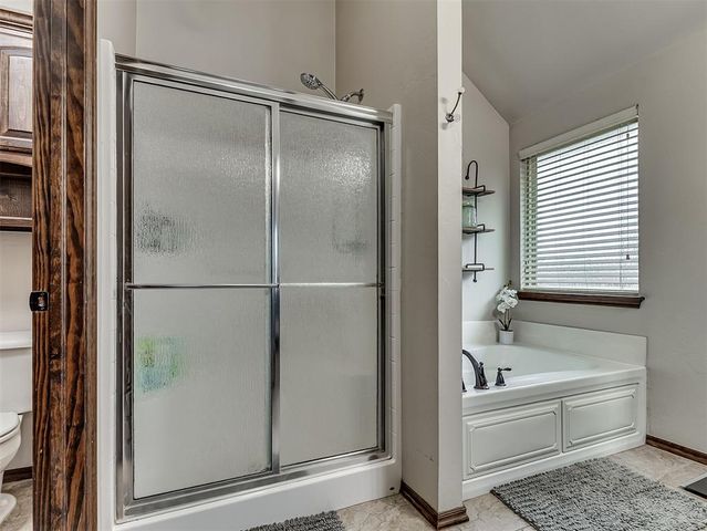 1821 NE 31st Street, Moore, OK 73160