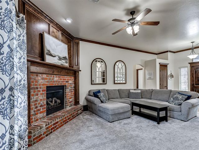 1821 NE 31st Street, Moore, OK 73160