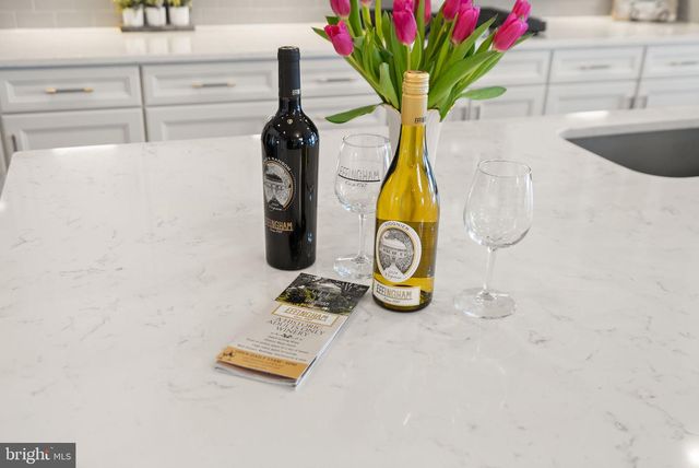 10830 JUSTABOUT FARMS LN, Nokesville, VA 20181