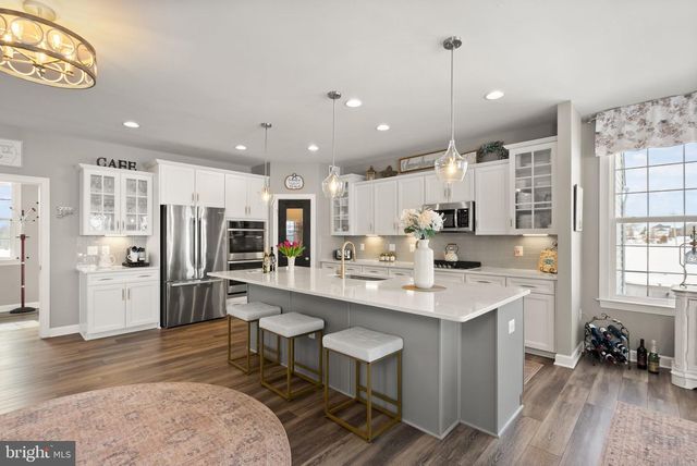 10830 JUSTABOUT FARMS LN, Nokesville, VA 20181