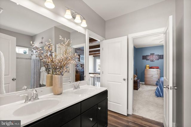 10830 JUSTABOUT FARMS LN, Nokesville, VA 20181