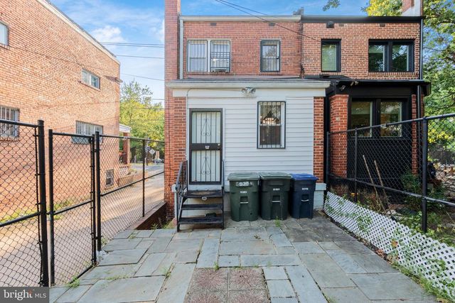 2835 4TH ST NE, Washington, DC 20002