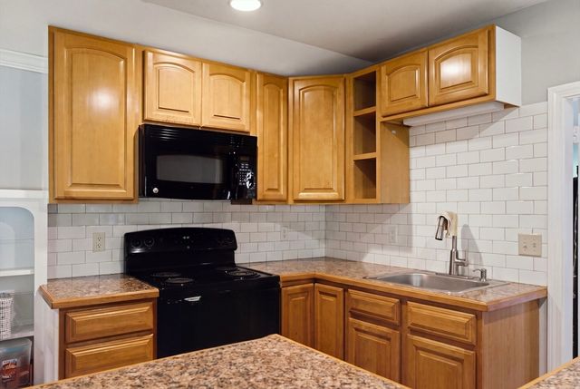 1433 Massachusetts Ave A, Lexington, MA 02420