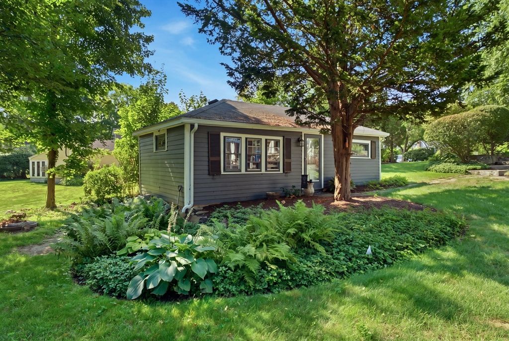 1433 Massachusetts Ave A, Lexington, MA 02420