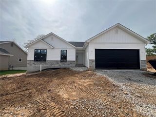 1553 Louisiana Drive, Herculaneum, MO 63048