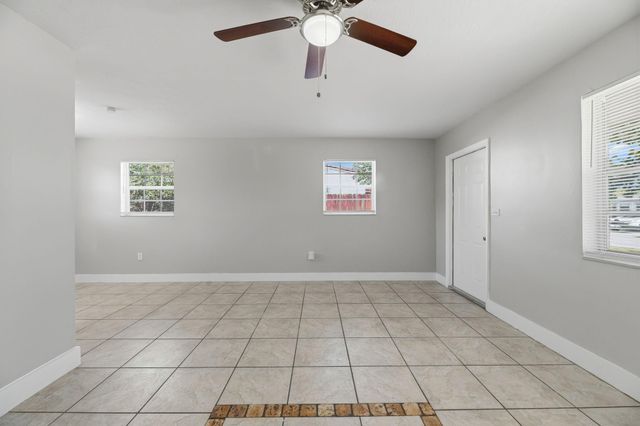 1000 N 71st Avenue, Hollywood, FL 33024