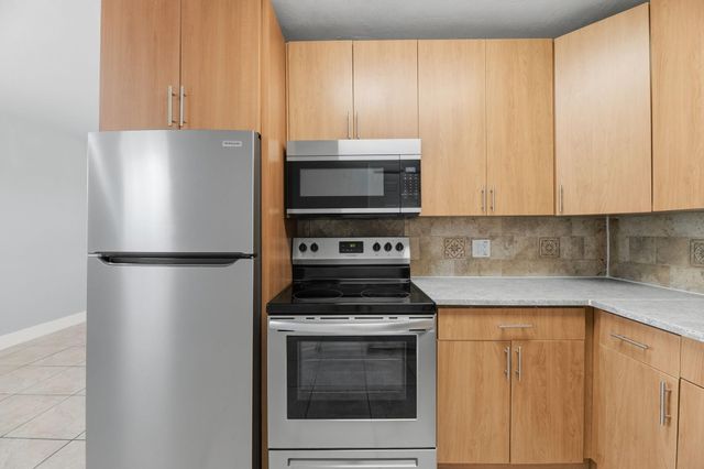 1000 N 71st Avenue, Hollywood, FL 33024