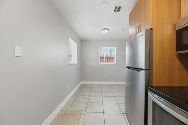 1000 N 71st Avenue, Hollywood, FL 33024