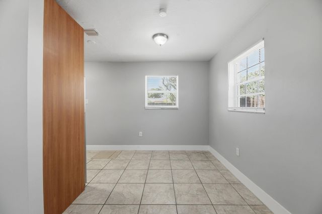 1000 N 71st Avenue, Hollywood, FL 33024