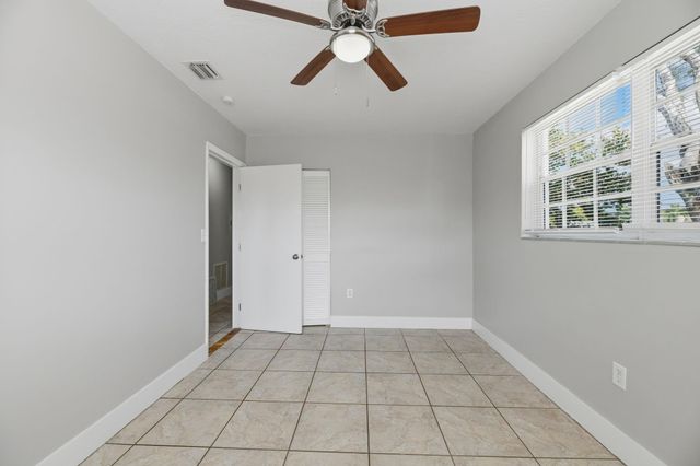 1000 N 71st Avenue, Hollywood, FL 33024