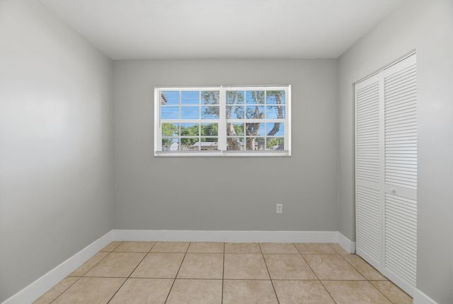 1000 N 71st Avenue, Hollywood, FL 33024