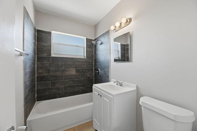 1000 N 71st Avenue, Hollywood, FL 33024