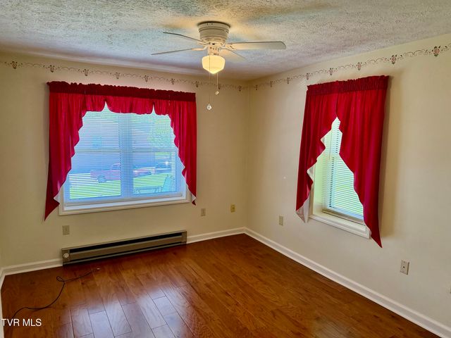 10069 Trading Post Lane, Bristol, VA 24202