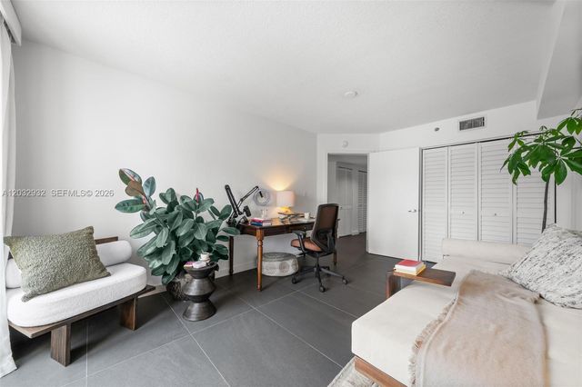 227 Michigan Avenue 304, Miami Beach, FL 33139