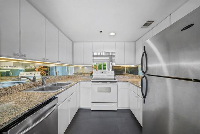 227 Michigan Avenue 304, Miami Beach, FL 33139