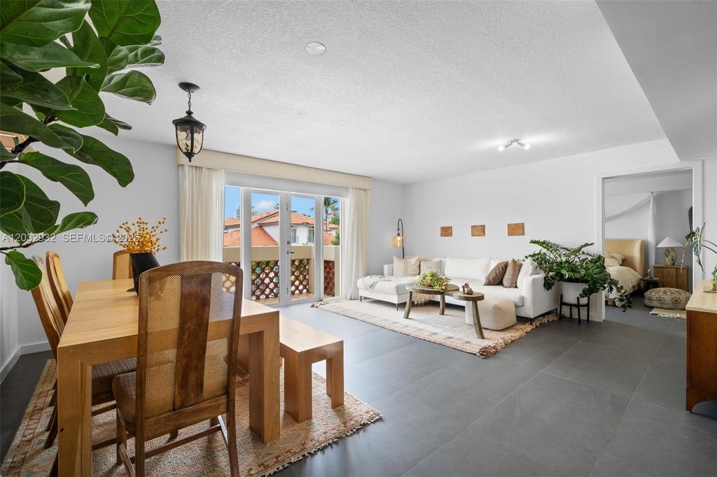 227 Michigan Avenue 304, Miami Beach, FL 33139