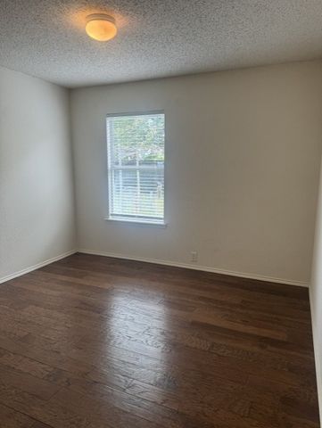 1403 Eveningcrest Court, Arlington, TX 76002