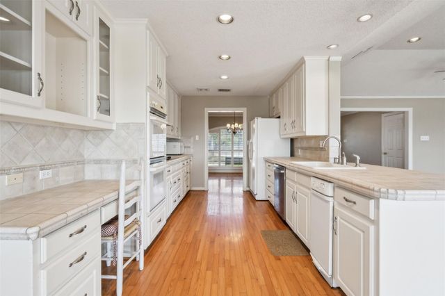 6437 Silver Creek Azle Road, Azle, TX 76020