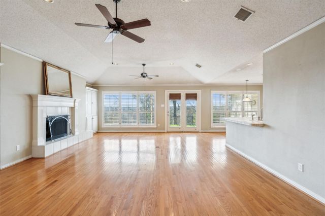 6437 Silver Creek Azle Road, Azle, TX 76020