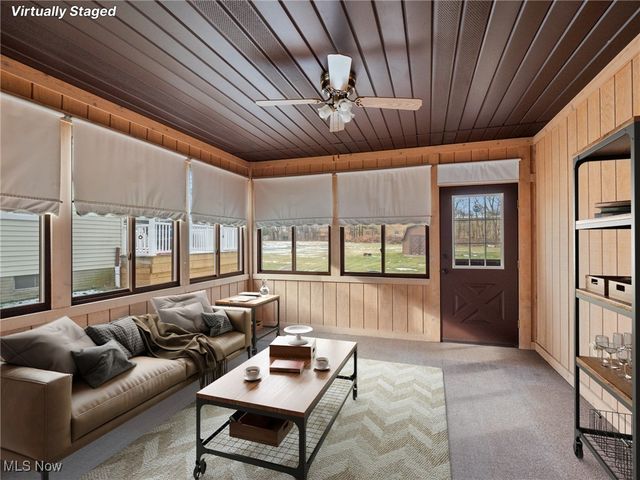 4250 Dawncliff Drive, Brooklyn, OH 44144