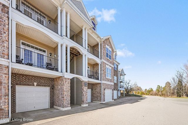 10204 Overlook Meadows Pl 203, Louisville, KY 40291