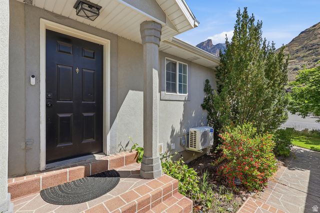994 S SLATE CANYON DR, Provo, UT 84606