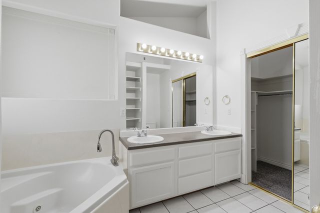 994 S SLATE CANYON DR, Provo, UT 84606