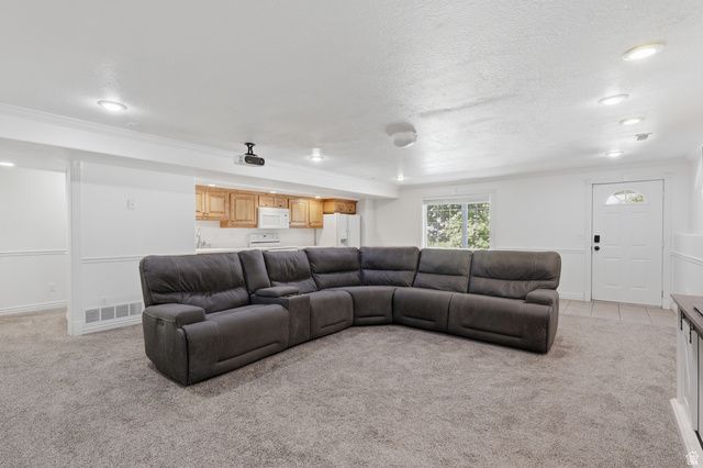 994 S SLATE CANYON DR, Provo, UT 84606