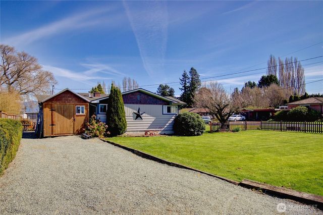 16027 W Division Street, Mount Vernon, WA 98273