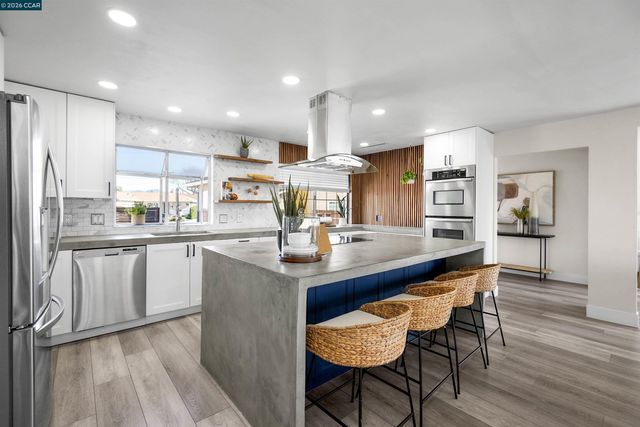 1745 Eucalyptus Ct, Concord, CA 94521