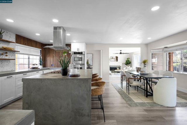 1745 Eucalyptus Ct, Concord, CA 94521