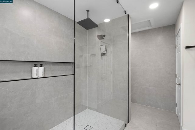 1745 Eucalyptus Ct, Concord, CA 94521