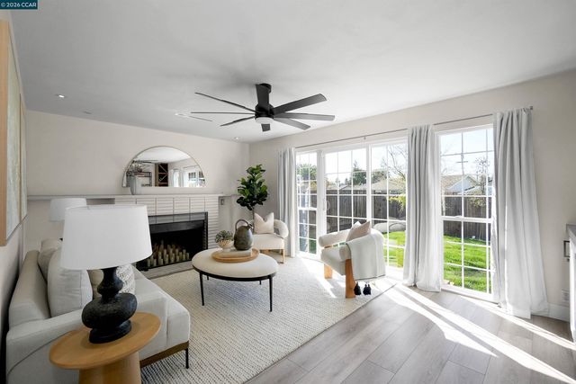 1745 Eucalyptus Ct, Concord, CA 94521