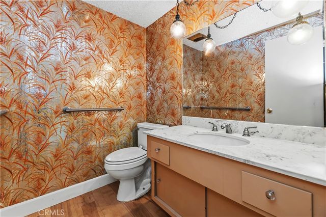3500 W Manchester 298, Inglewood, CA 90305