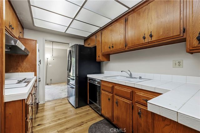 3500 W Manchester 298, Inglewood, CA 90305