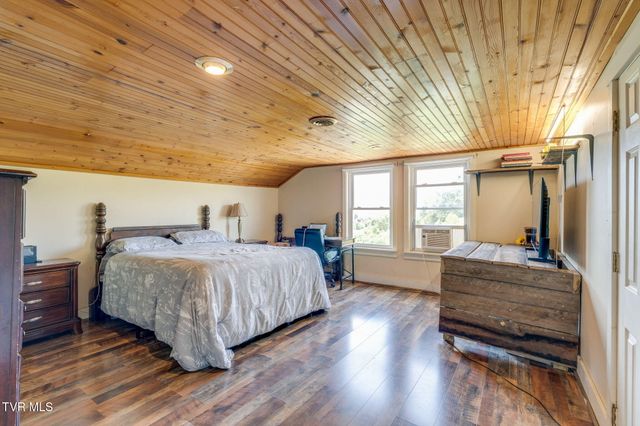 920 Webster Valley Road, Rogersville, TN 37857