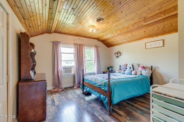 920 Webster Valley Road, Rogersville, TN 37857