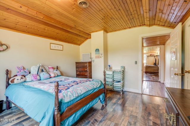 920 Webster Valley Road, Rogersville, TN 37857