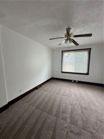 1319 Beechview Ave, Beechview, PA 15216