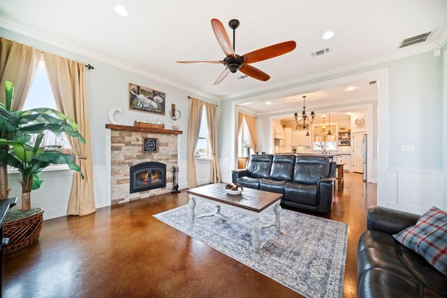 291 Lone Elm Road, Waxahachie, TX 75167