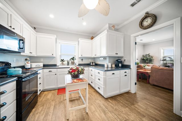 291 Lone Elm Road, Waxahachie, TX 75167