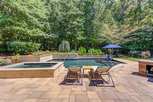 6188 Golden Maple Court, Hoschton, GA 30548