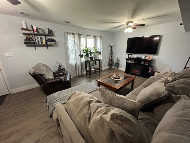 305 W 18th Street, Russellville, AR 72801