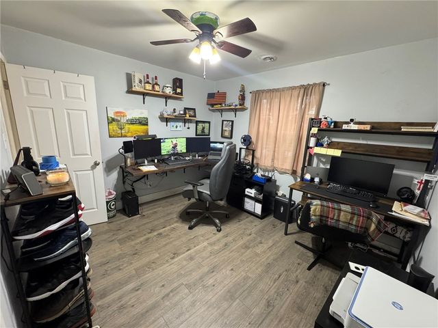 305 W 18th Street, Russellville, AR 72801