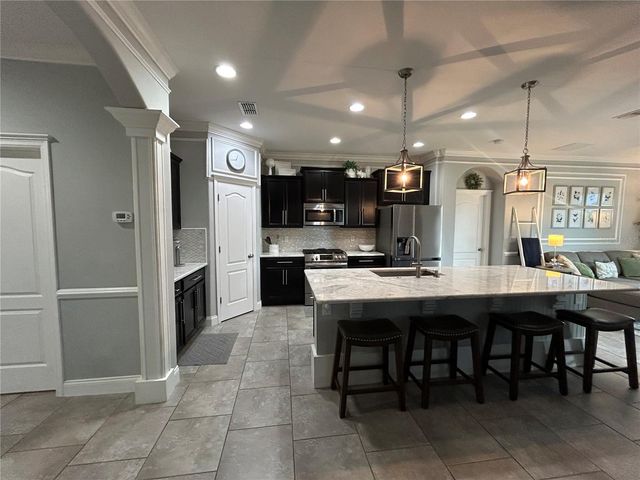 410 E FREESIA COURT, Deland, FL 32724